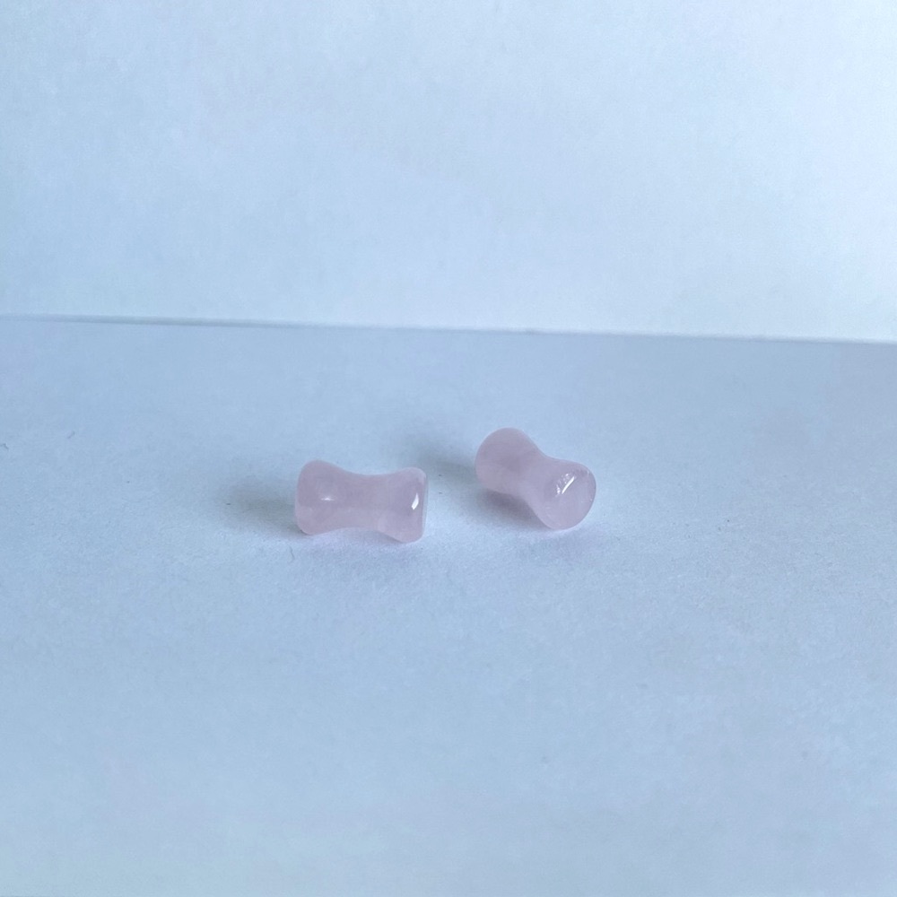 Pure Organic Sustainable Rose Quartz Plugs - 2ga